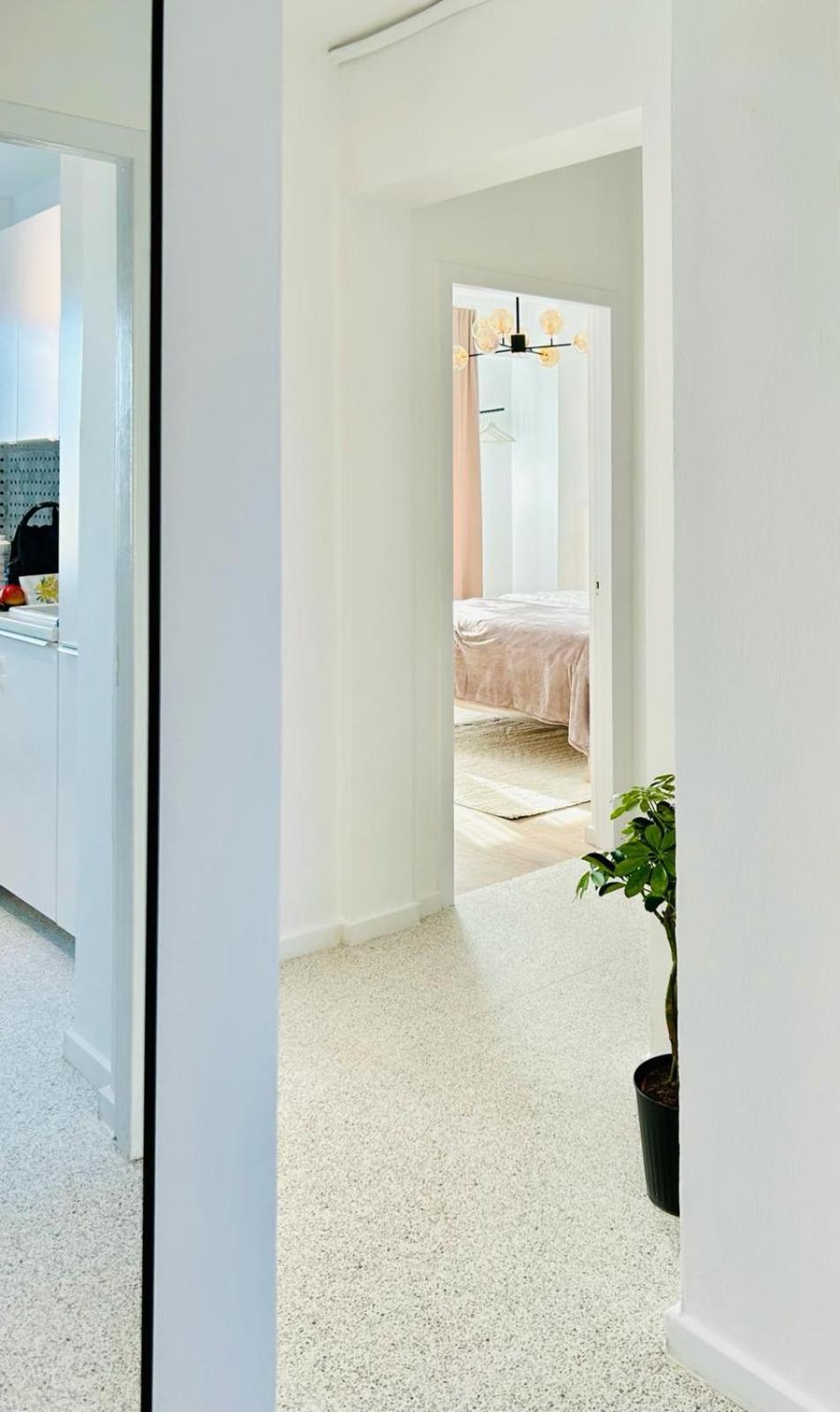 Urban Parkside Retreat Cozy 2-Bed Ap By Metro Bucareste Exterior foto